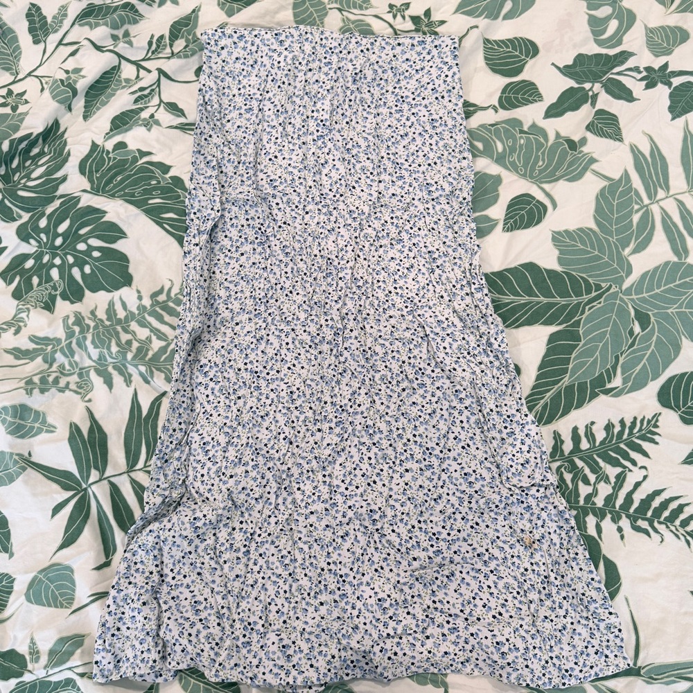 Brandy Melville Blue Floral Midi Skirt
